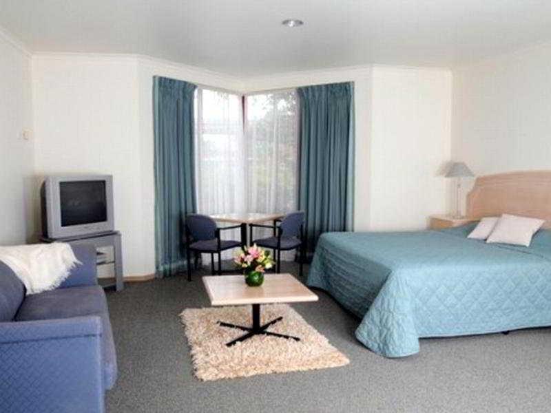 Quality Inn & Suites Traralgon Quarto foto